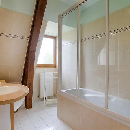 Avec Piscine Centre 5br/10p