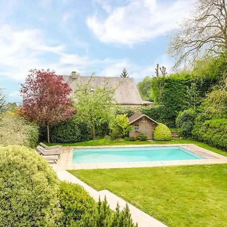 Avec Piscine Centre 5br/10p *