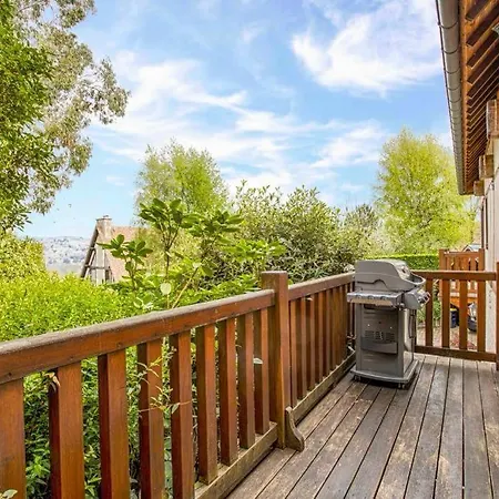 Avec Piscine Centre 5br/10p Apartment Deauville